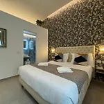 Lina Suites & Rooms